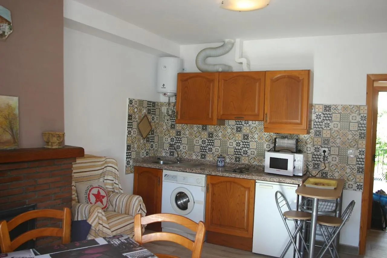 Apartamentos Y Casas Rurales Las Terrazas De La Alpujarra Bubion 0*,