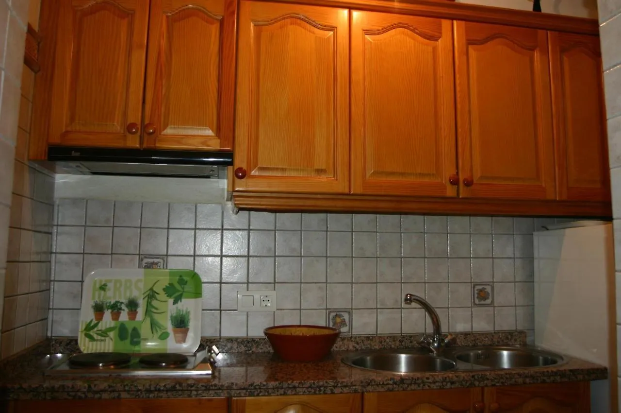Apartamentos Y Casas Rurales Las Terrazas De La Alpujarra Bubion